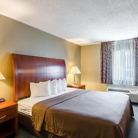 Quality Inn Chicopee-Springfield Exterior photo