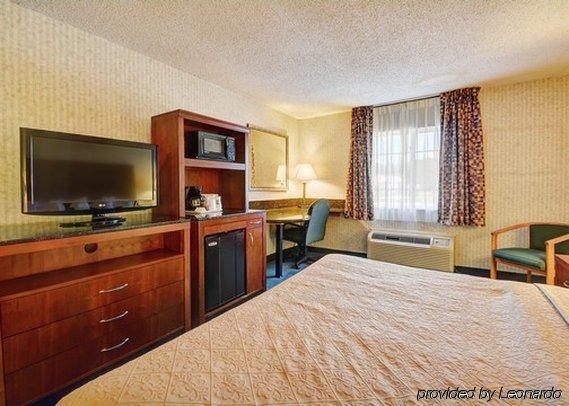 Quality Chicopee-springfield Inn 2*
